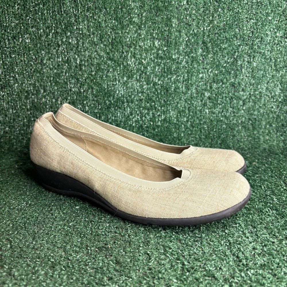 Soft Style Hush Puppies Company HSS1190-101 Comfort Linen Flat Tan Women Size 11